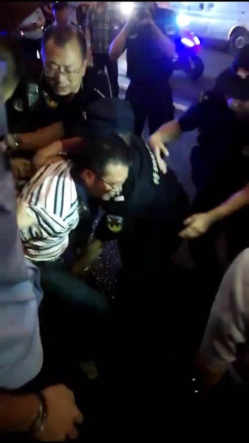 女子遭陌生男子摸头 南昌警方通报