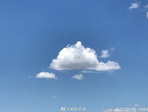 北京棉花糖云朵刷屏
